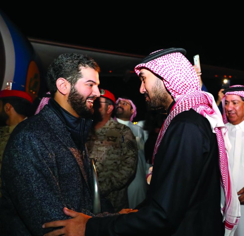 كبير آسيا يعود ويشعل الأفراح