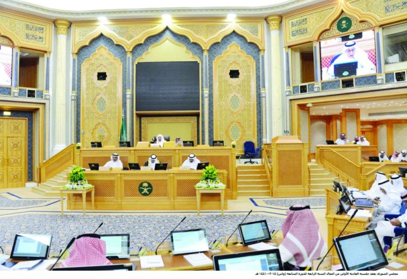 الشورى: لم نحدد موعد جلسة «عمل موظفي الحكومة بالقطاع الخاص»