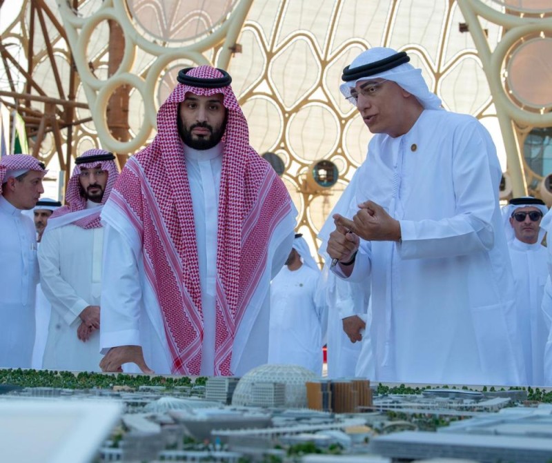 ولي العهد يزور معرض إكسبو 2020 في دبي
