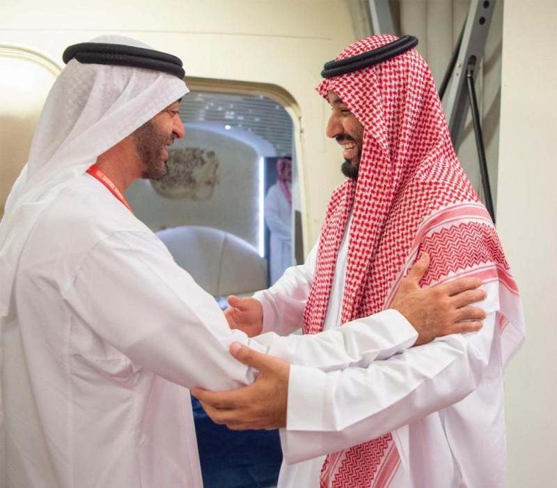 ولي العهد يغادر الإمارات