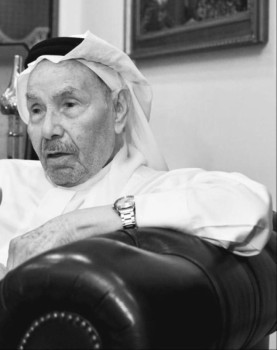 وفاة الأديب عبدالفتاح أبو مدين في جدة عن 94 عاماً