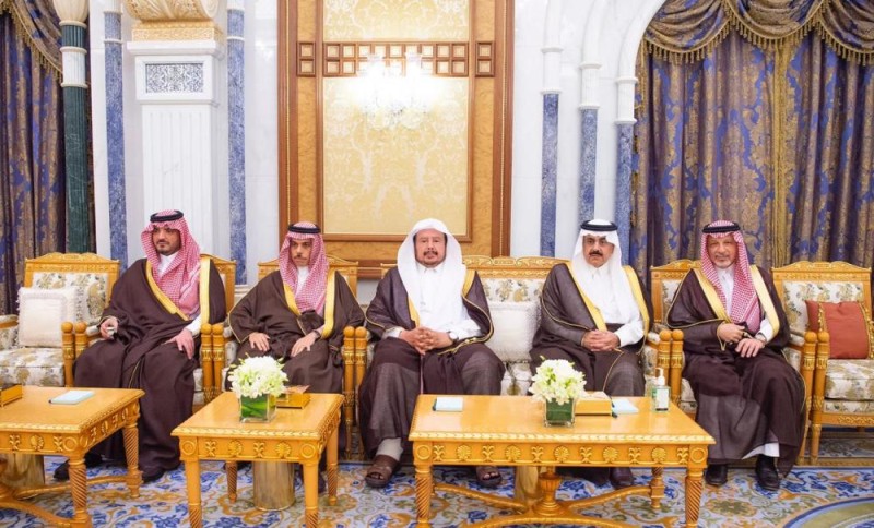 خادم الحرمين يستعرض العلاقات مع رئيس النواب الليبي