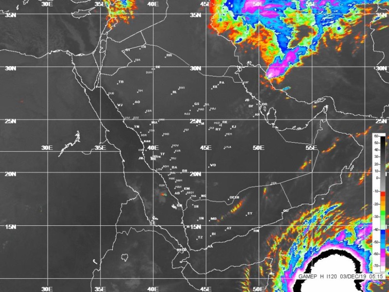 سحب رعدية ممطرة على الباحة حتى الـ 8 مساء