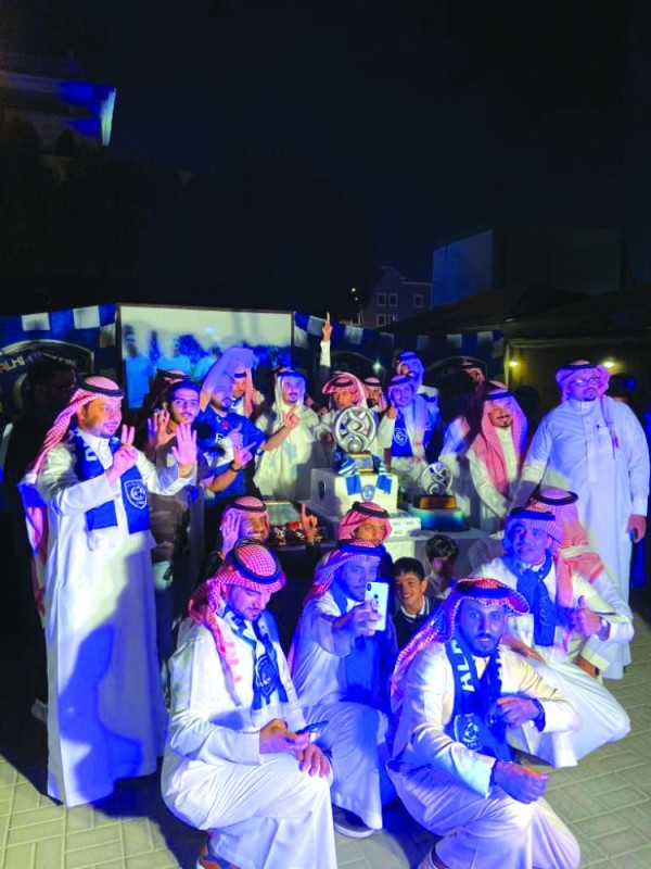 جماهير الزعيم العالمي تحتفل بالآسيوية في الخبر