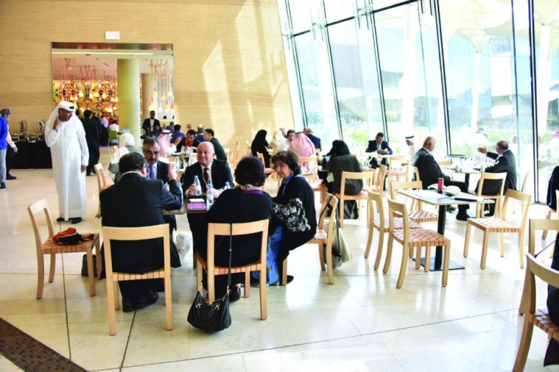 مأدبة غداء