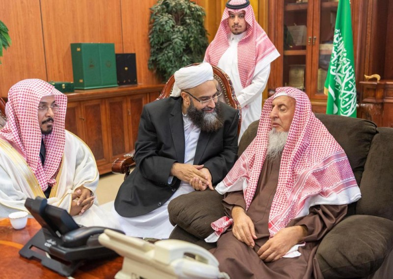 المفتي يستقبل رئيس «علماء باكستان»