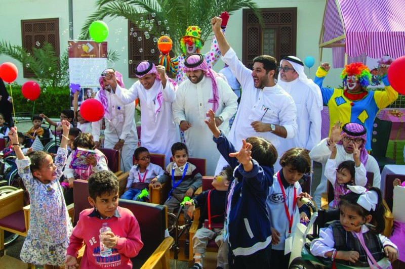 المراعي تكرم أمهات الأطفال المعوقين في مكة
