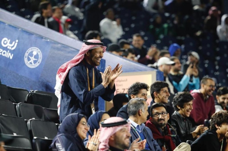 الدرعية تصنع التاريخ مع أول ضربة تنس دولية في المملكة