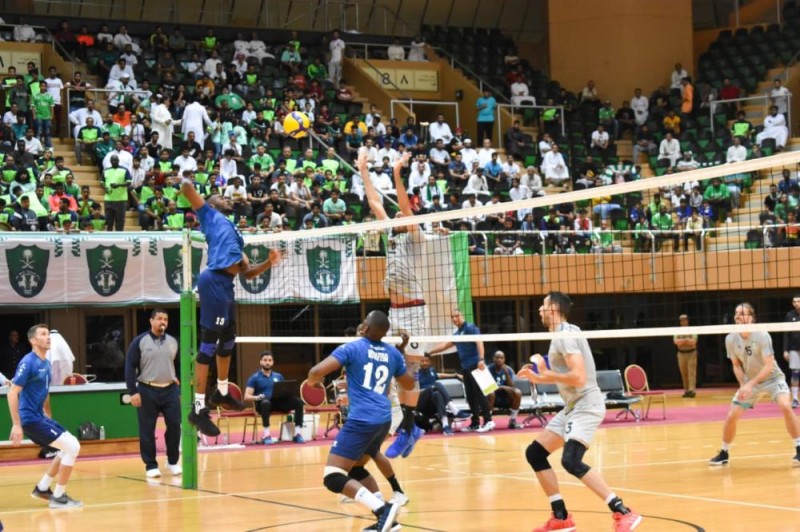الهلال يحسم صدارة «الطائرة» بالفوز على الأهلي