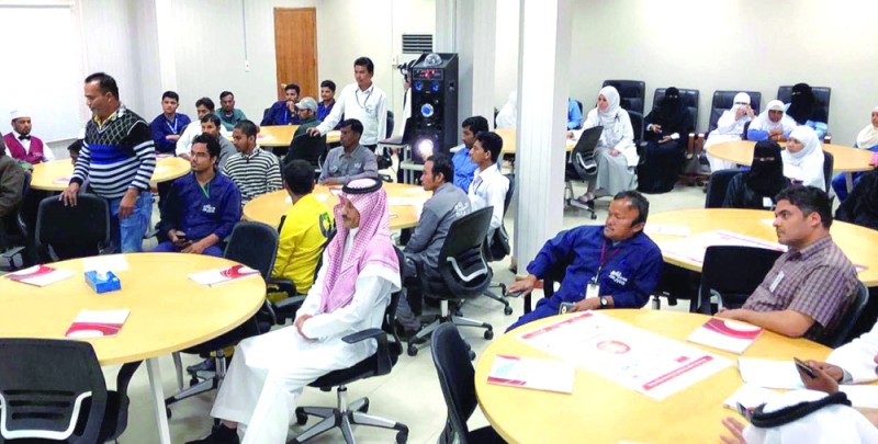 تثقيف «المجتمع» حول التطوع «بمليجة»