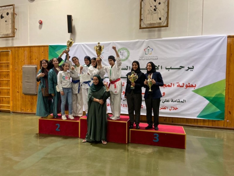 400 لاعبة يشاركن في بطولات الكاراتيه