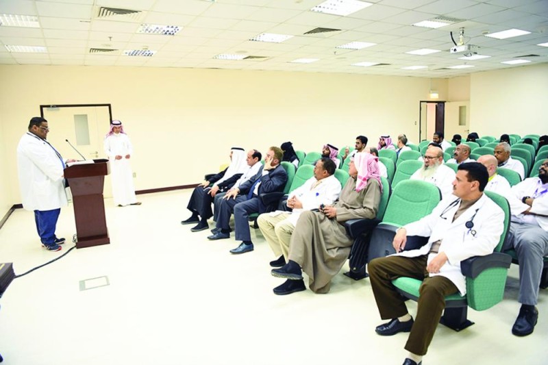 «الطبيب المقيم» يحتفي بنخبة من المميزين