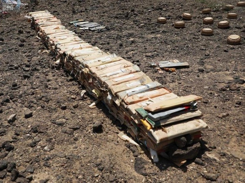 «مسام» ينتزع 1,286 لغمًا في اليمن