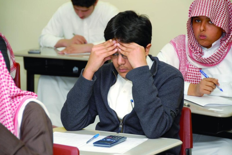هموم الطلبة كثيرة.. والقلق واحد