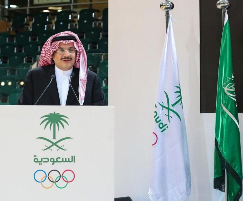 تكريم الأمير سلطان بن فهد بجائزة القائد الأولمبي المتميز