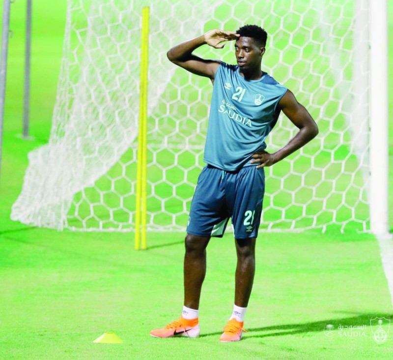 الشباب والأهلي.. كلاسيكو خارج التوقعات