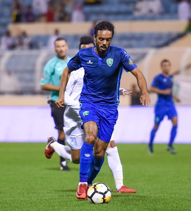 الاتحاد والفتح.. الهروب من القاع