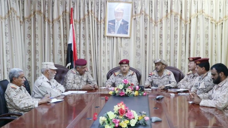 وزير الدفاع اليمني يؤكد مواجهة المشروعات التخريبية