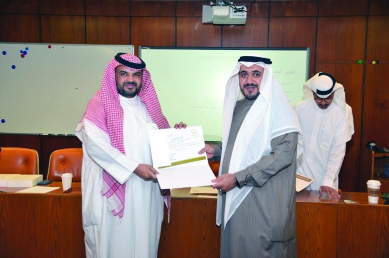باحثو «رضا المستفيدين» مطالبون بتحري الدقة