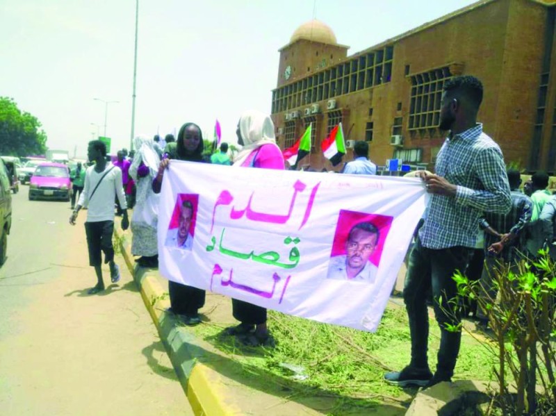 السودان.. الإعدام لـ27 عنصرا أمنيا قتلوا معلما أثناء الثورة