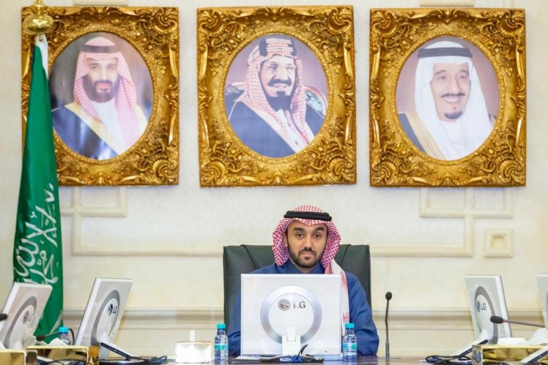 رئيس هيئة الرياضة يجتمع برؤساء أندية الدرجة الأولى