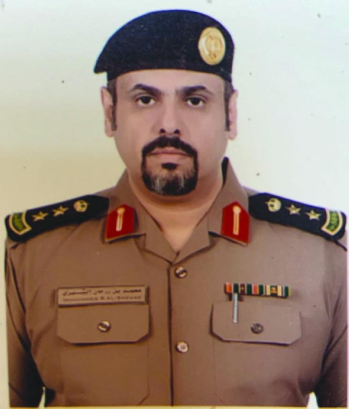 العقيد محمد الشهري يتلقى التعازي