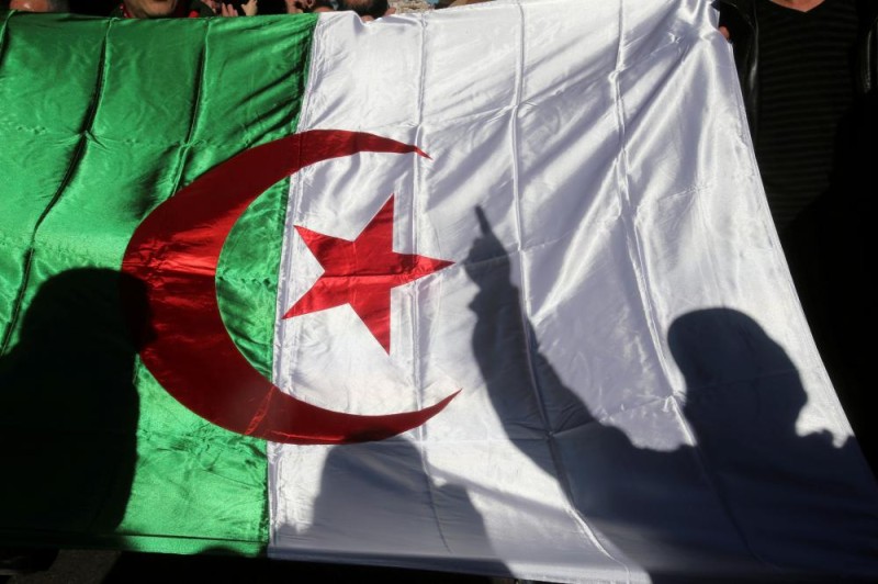 39 وزيرًا.. الإعلان عن التّشكيلة الحكومية بالجزائر