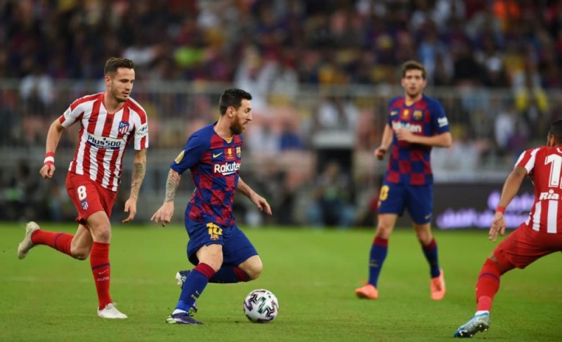 أتليتيكو يصعق برشلونة ويبلغ نهائي «السوبر الإسبانية»