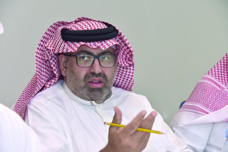 «أندية الأحياء» تقاوم عزوف الشراكات المجتمعية