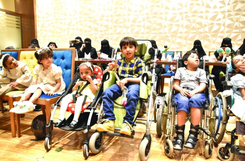 «الدمج» يثقل كاهل أهالي ذوي الإعاقة بالمراكز الخاصّة