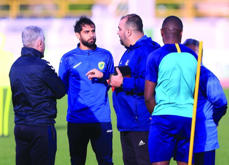 مضوي يقود تدريبات الخليج استعدادا للمجزل