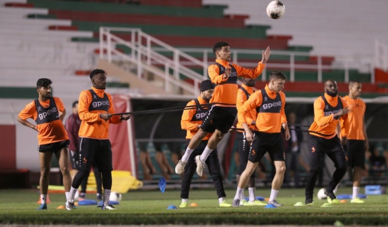 الاتفاق يناور لموقعة الهلال