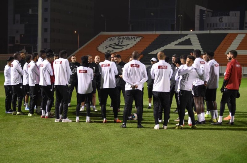 الشباب يستأنف تدريباته ..المفرج يواصل برنامجه العلاجي