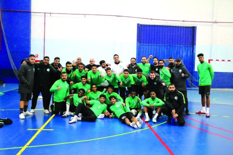 «لاجانيس» أولى وديات أخضر الصالات في مدريد