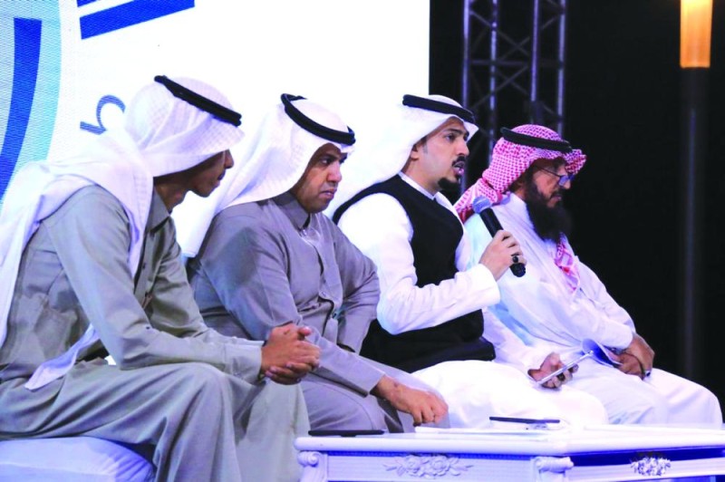 «جدة الأدبي» يشارك بالعديد من الفعاليات في الحديقة الثقافية