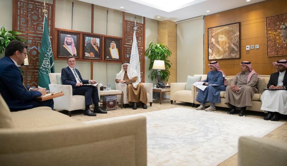 وزير التعليم يبحث مجالات التعاون مع سفير كوسوفا