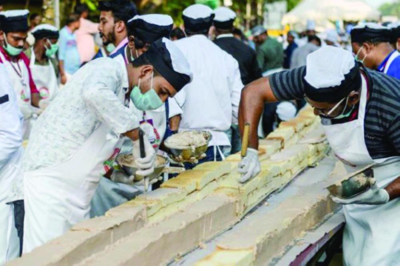 كعكة تزن 27 ألف كجم في الهند
