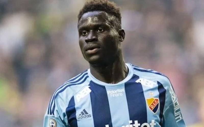 الأهلي يتعاقد مع السنغالي أليو بادجي