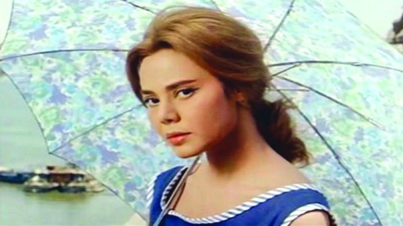 رحيل «أيقونة» السينما المصرية عن 89 عاما