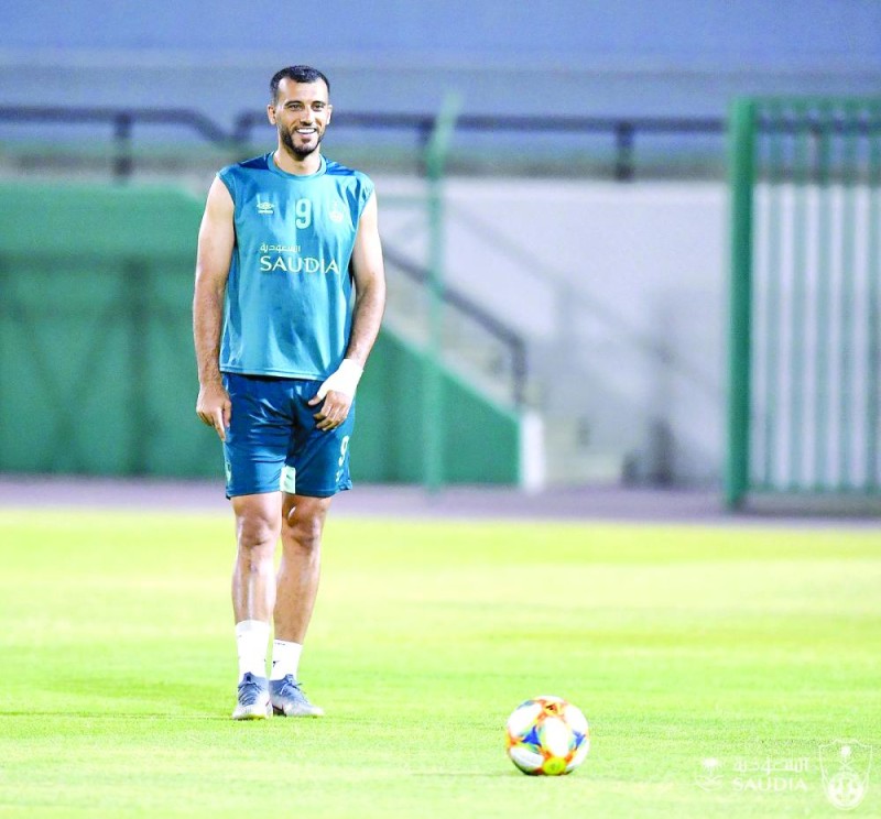 الوحدة والأهلي.. موقعة متكافئة في الكأس