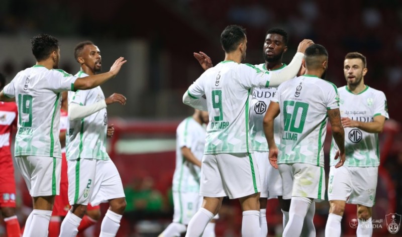 الأهلي يسقط «الفرسان» ويضرب موعدا مع النصر