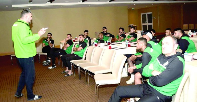 «الفيديو».. يكشف أسرار الياباني