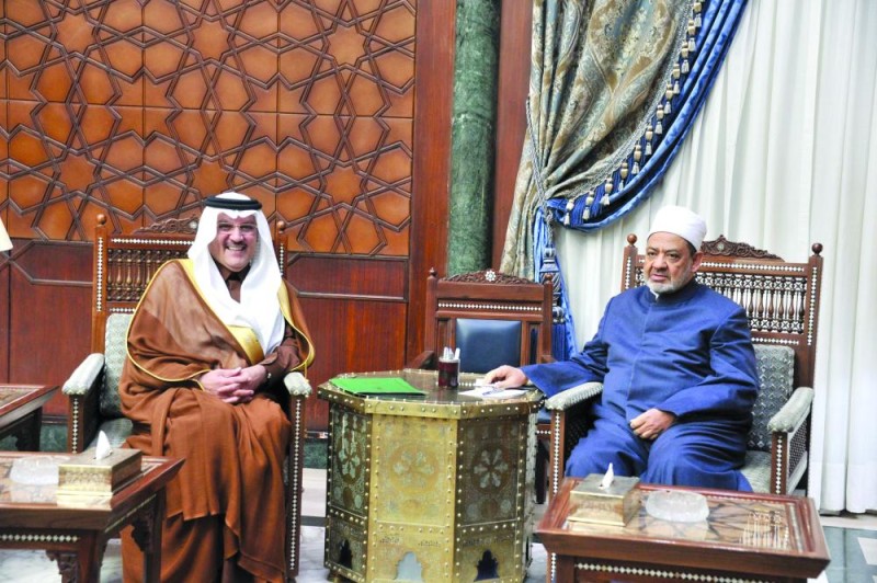 ترتيبات «الإسلامي العالمي»
بين نقلي وشيخ الأزهر