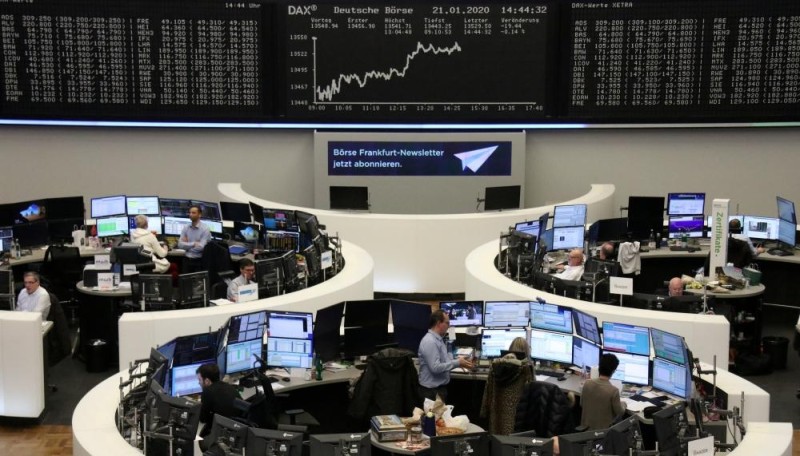 الأسهم البريطانية تغلق على انخفاض