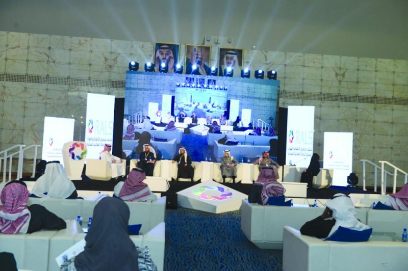 «ملتقى الاستقدام»: هروب 25 % من عمالة بعض الجنسيات