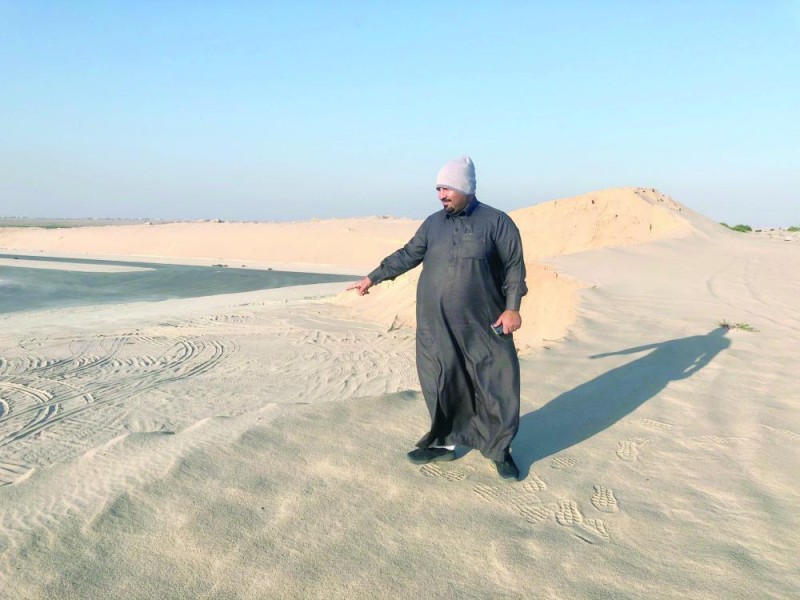 «دركال رمال» يهدد سلامة أهالي حي الخليج