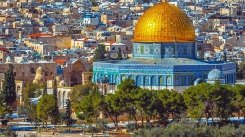 الاحتلال يبعد خطيب المسجد الأقصى 4 أشهر