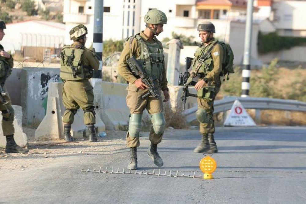 جيش الاحتلال يعتقل أسيراً فلسطينياً محرراً 
