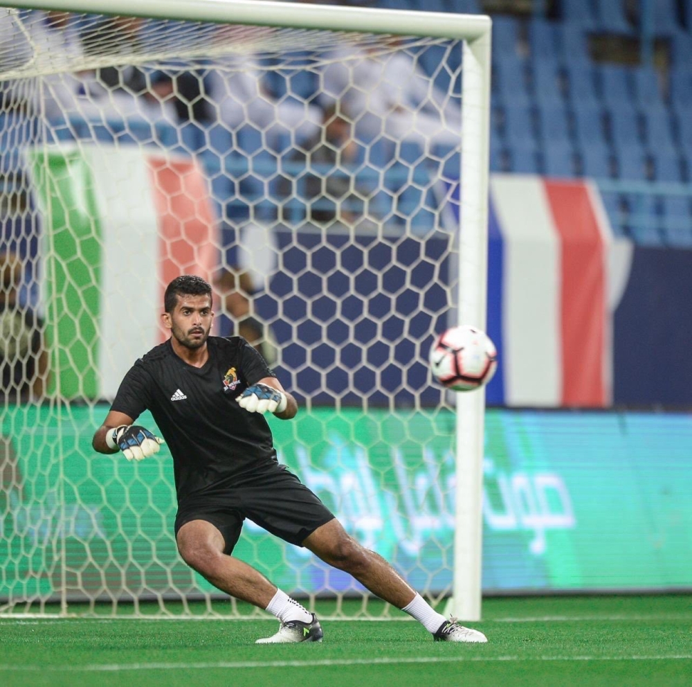 ناد عاصمي يفاوض حارس الوحدة