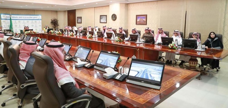 أمير الشرقية يرعى توسعة مطار حفر الباطن